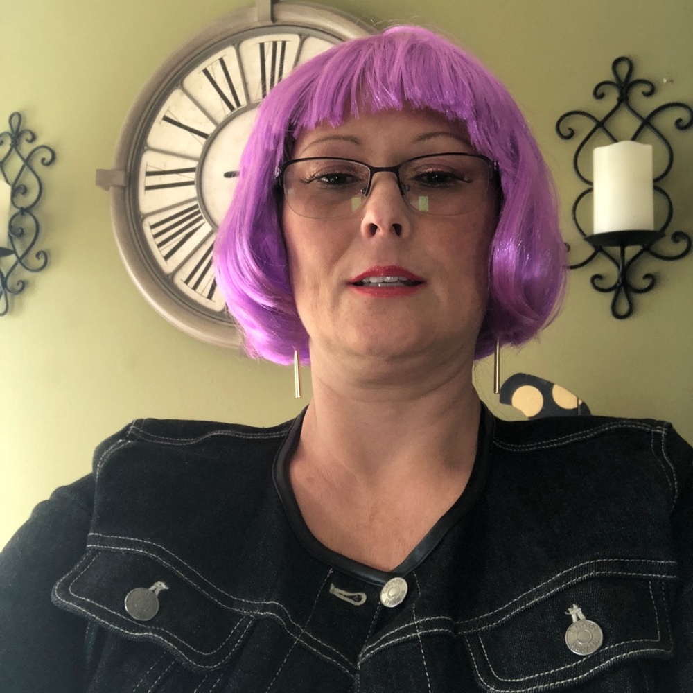 Meet your Posher, Misty